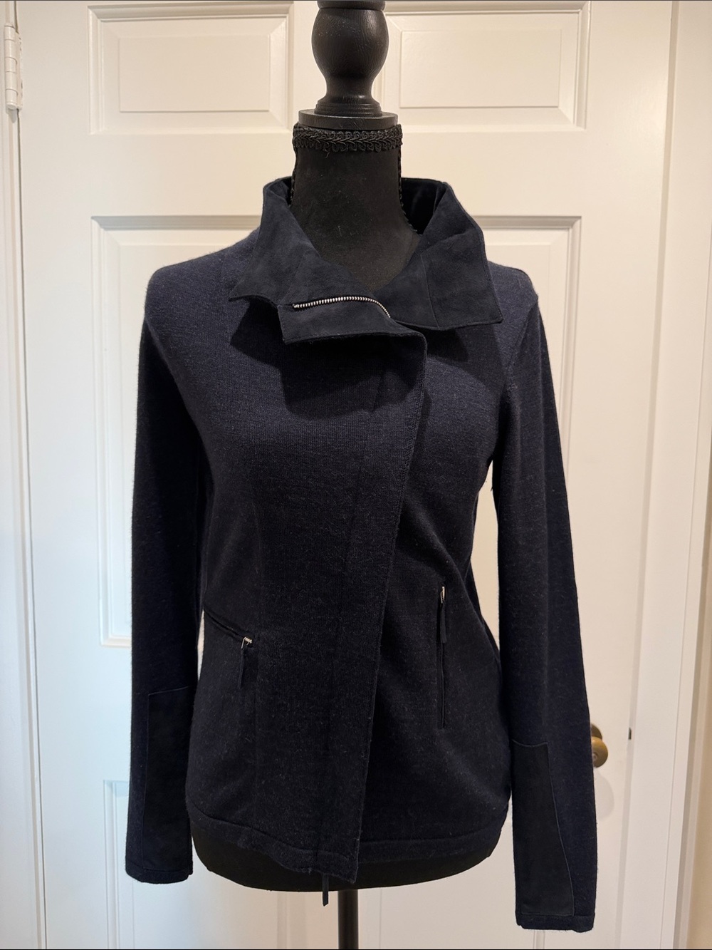 RANI ARABELLA Navy Zip-Front Women's cardigan jacket size small